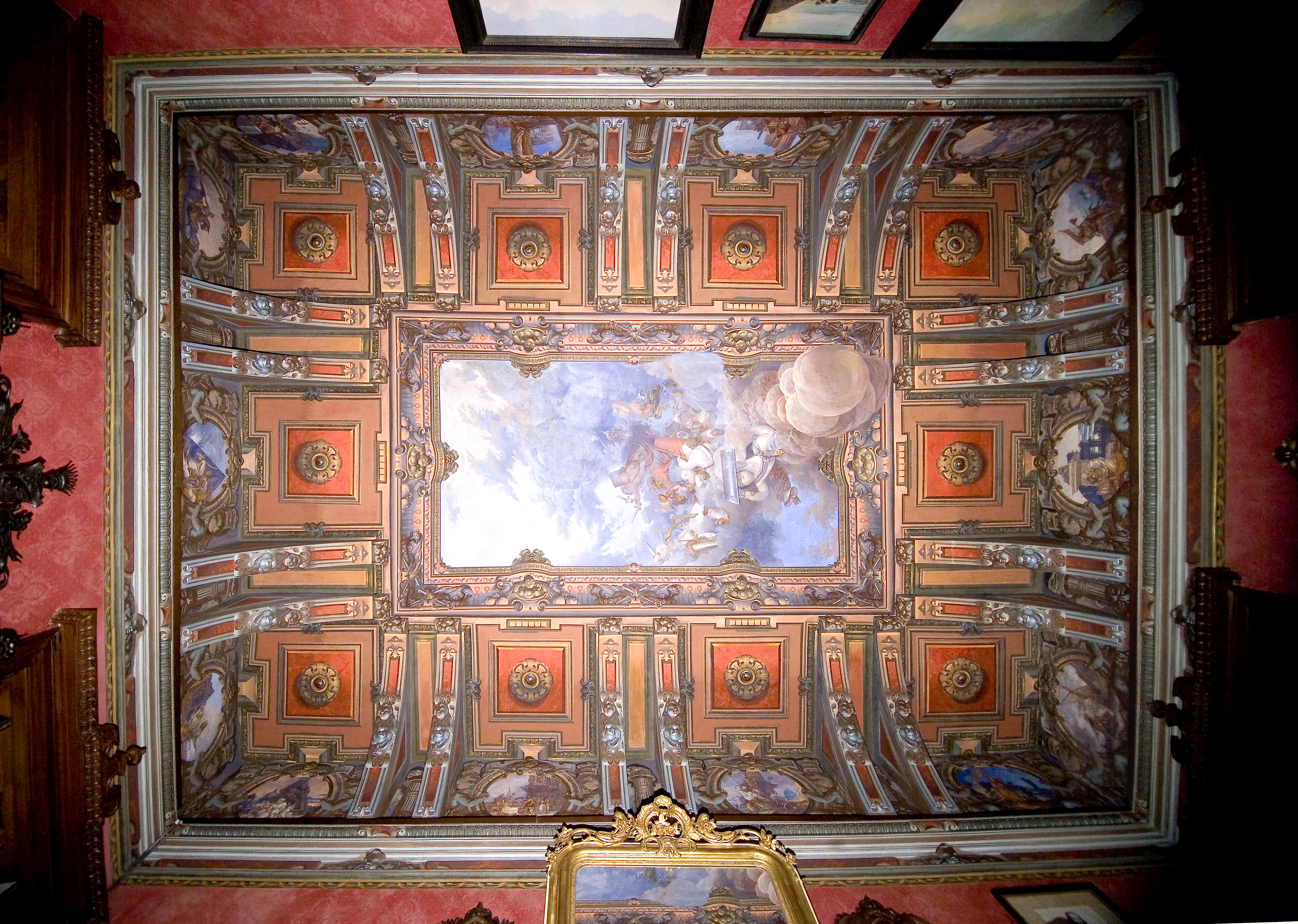 Biblioteca Dall'Ovo - soffitto della sala Garibaldi